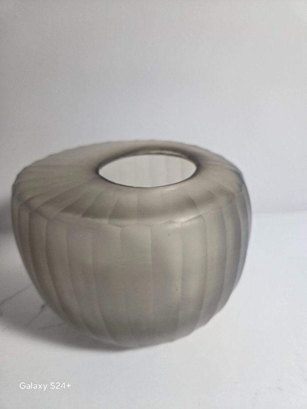 Bombyxx Dutch Smoke Color Blown Vase